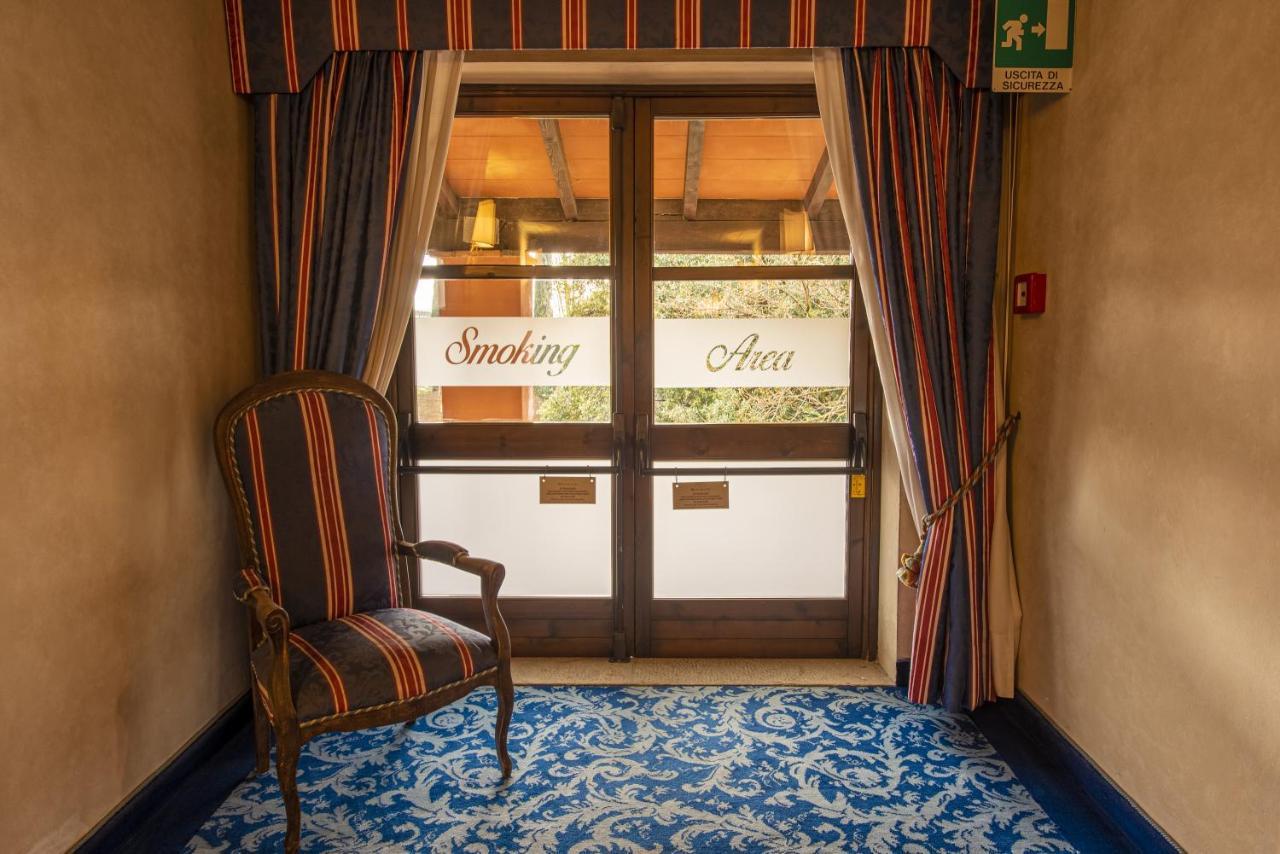 Hotel Boccaccio Calcinaia Exterior foto