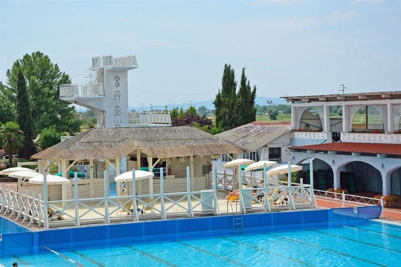 Hotel Boccaccio Calcinaia Exterior foto